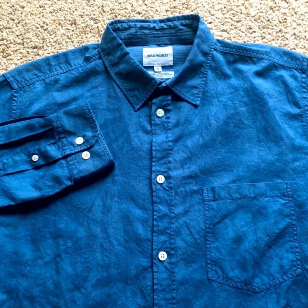 Norse Projects Men’s Blue Leaf Pattern Long Sleeve Button Down Shirt. XL